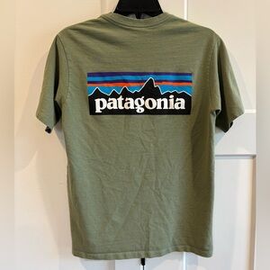 Patagonia Men’s Olive green T-shirt